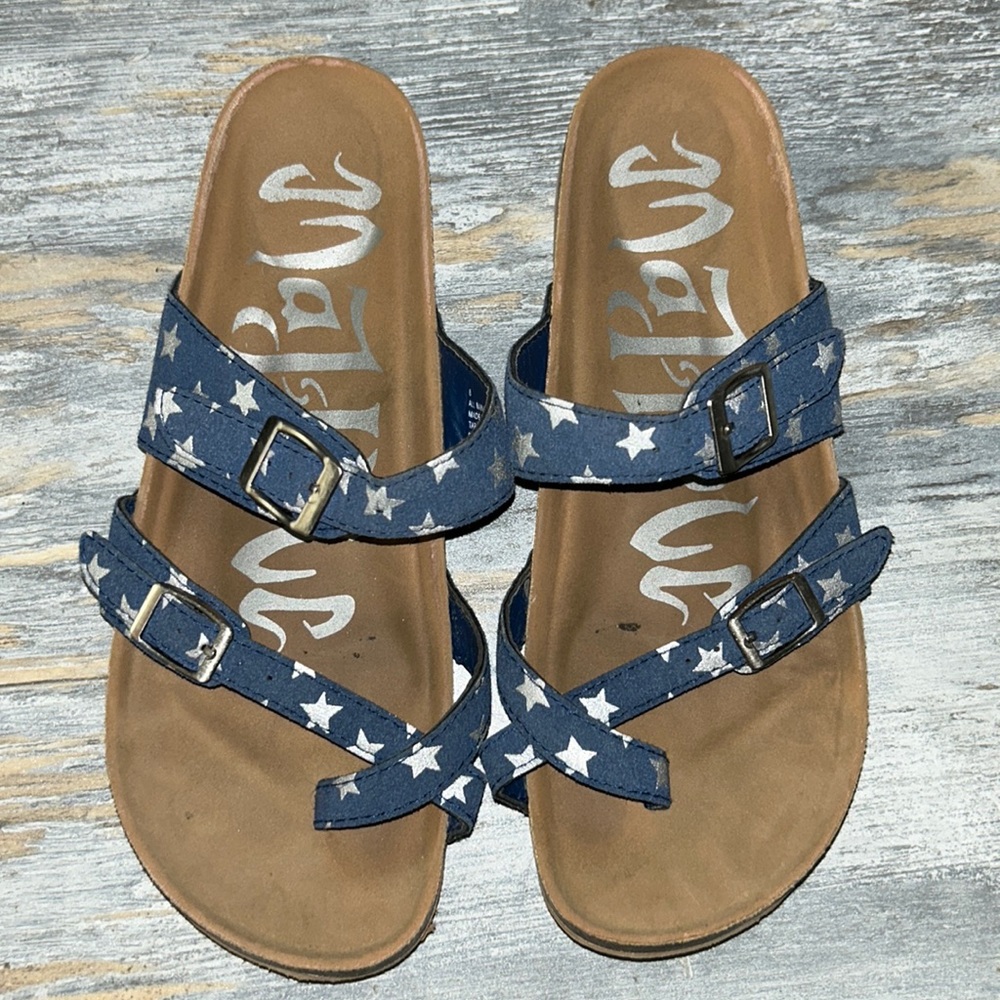 Mad Love sandals silver stars blue size 8